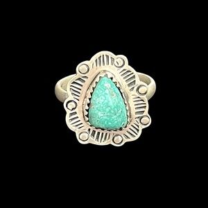 Native American style sterling silver turquoise ring Size 8.75